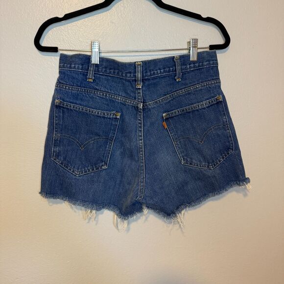 VTG Levi's Cut Off Distressed Raw Hem Denim Blue Shorts ORANGE TAB 30" Waist - Picture 3 of 6